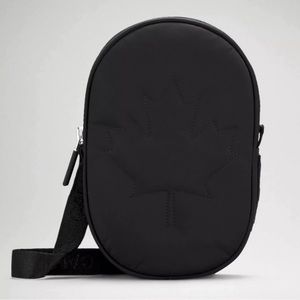 Lululemon Team Canada 22 Future Legacy Bag